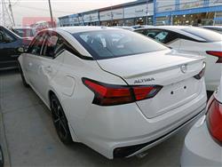 نیسان ئەلتیما